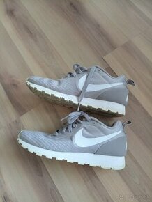 Tenisky Nike 36 až 36,5