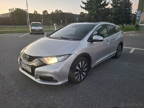 Honda civic tourer 1,6 88kw kup v SR - 1