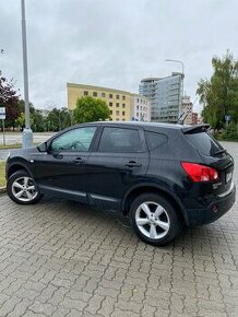 Na predaj: Nissan Qashqai, čierna metalíza, ročník 2009 - 1