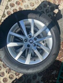 Zimne komplety Skoda 235/55r18 + pneu Pirelli Scorpion