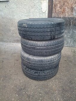 215/65r16C