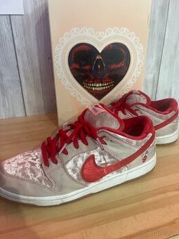 Predám topánky Nike Dunk Sb Strangelove