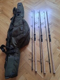 Sonik insurgent 9ft 3lb cork+ obal na 3 prúty