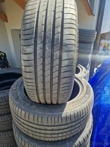 Predam letne pneu. 215/45r16