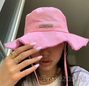 Klobuk bucket hat jacquemus