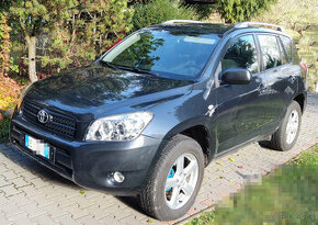 Toyota RAV4 III 2006 benzin