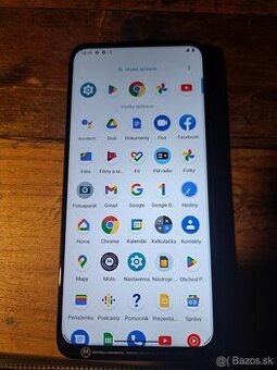 Motorola One fusion plus