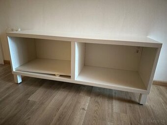 Biela skrinka pod TV s poličkou - Ikea Besta - 1