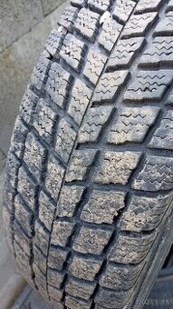 Pneu 205/70 r15