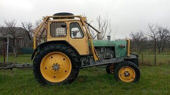 Traktor belarus