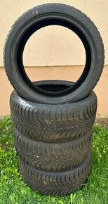 Predám Zimné maxxis 225/40 r18 rok 2023