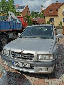 Opel Frontera. 2,2 nafta