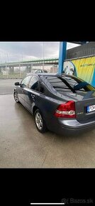 PREDÁM VOLVO S40