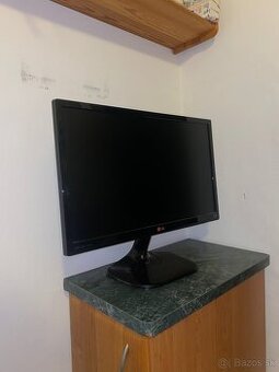 23" Monitor LG