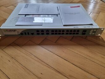 Zyxel USG60W-VPN, Ubiquiti UniFi USG, EdgeSwitch 8 POE