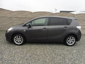 Toyota Verso 2.0D4D 125PS FL PANO/STK/CENA - 1