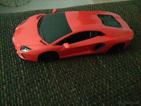 Lamborghini na ovládanie - 1