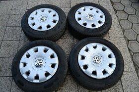 Plechové disky R15 + puklice VW a zimné gumy 195/65 R15