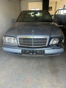 Mercedes C180