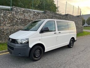 Minibus • VW T5.1 • 103kW • 9 míst