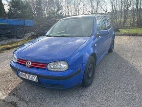 Predam volkswagen golf 4