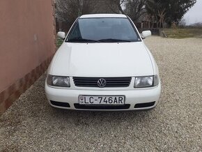 Vollswagen Polo Clasic 1.6 benzín, 55kw