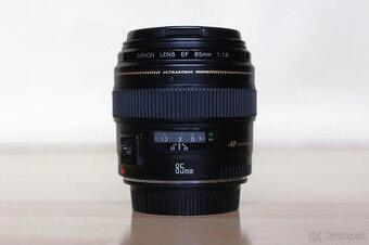 Canon EF 85mm F/1.8 USM