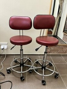 Kadernícka stolička - výškovo nastaviteľná