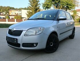 Škoda Fabia 1.4 Sportline 85k 2010, Climatronic,park.senzory - 1