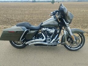 Harley Davidson FLHX Street Glide