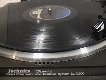 Gramofon DIRECT DRIVE poloautomat TECHNICS, JAPAN - 1