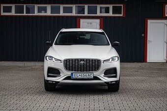 Jaguar F-Pace P400e Plug-in Hybrid