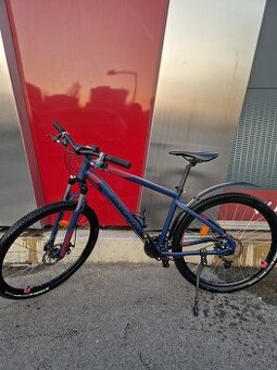 DÁMSKY HORSKÝ BICYKEL ROCKRIDER ST 520 MODRO-RUŽOVÝ 2019