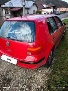 Golf 4, vadne tesnenie pod hlavou