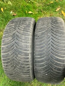 .Celorocne pneu 225/45 R17 - 1