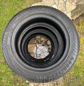 Celoročné pneumatiky GoodYear Vector 4seasons 225/55 R17,