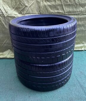 305/30 r19 letné Michelin 102Y