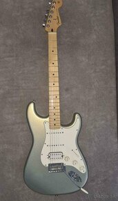 Fender Player Stratocaster HSS Silver