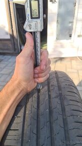 Pneu  letne 215/65 R17