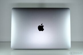 MacBook Air 13 2020 M1 / 8GB / 256 GB