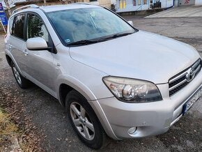 Toyota Rav 4  2,2