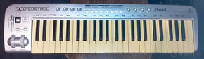 MIDI masterkeyboard Behringer UMX49