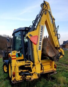 New Holland LB95B