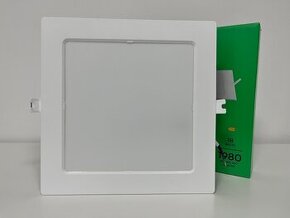 Hranatý zapustený LED panel 18W