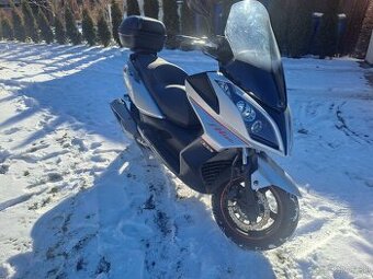 Kymco downtown 300i