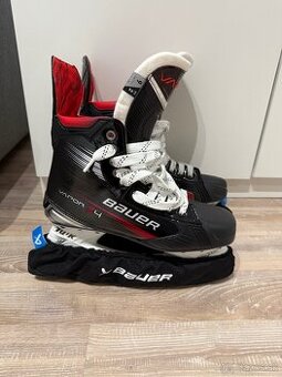 Bauer vapor x4