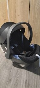 Predám Autosedačku (Vajíčko) + ISOFIX CYBEX