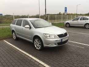 Skoda octavia combi automat - 1