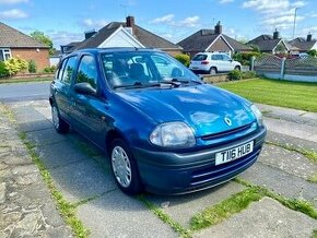 Renault clio 1.2i