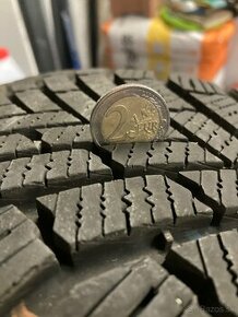 Plechové disky a zimné pneumatiky Continental 215/55 R16